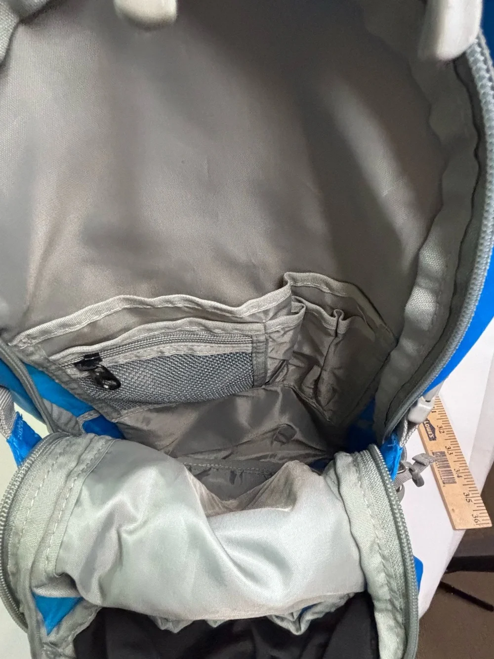 Ozark Trail 23L Riverdale Hydration Blue Hiking Backpack Gorpcore Utilitarian